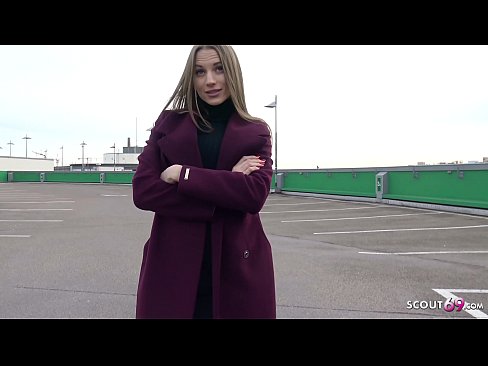 ❤️ GERMAN SCOUT HUWA ĦOLMA LI Tmiss STEELE, PARKING LOT TELLTALE U SEXY GĦALL-FLUS Porn sabiħ lilna ❌