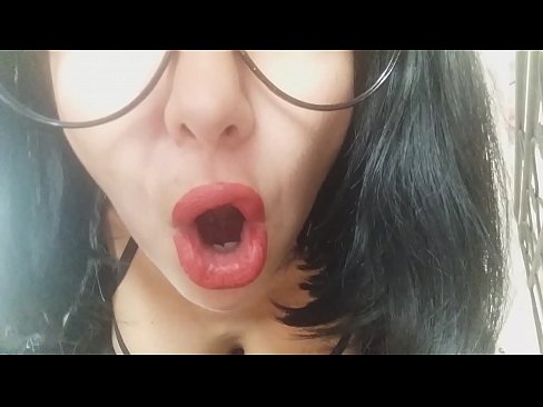 ❤️ Għasel, il-mammma tiegħek mhux se tħallik tmur l-iskola llum... Għandi bżonnek wisq... Porn sabiħ lilna ❌